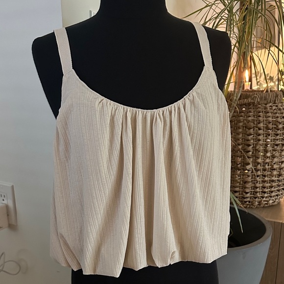 NWT BY ANTHROPOLOGIE SHEER RIBBED BUCKLE BUBBLE TANK  - Large - Picture 2 of 11